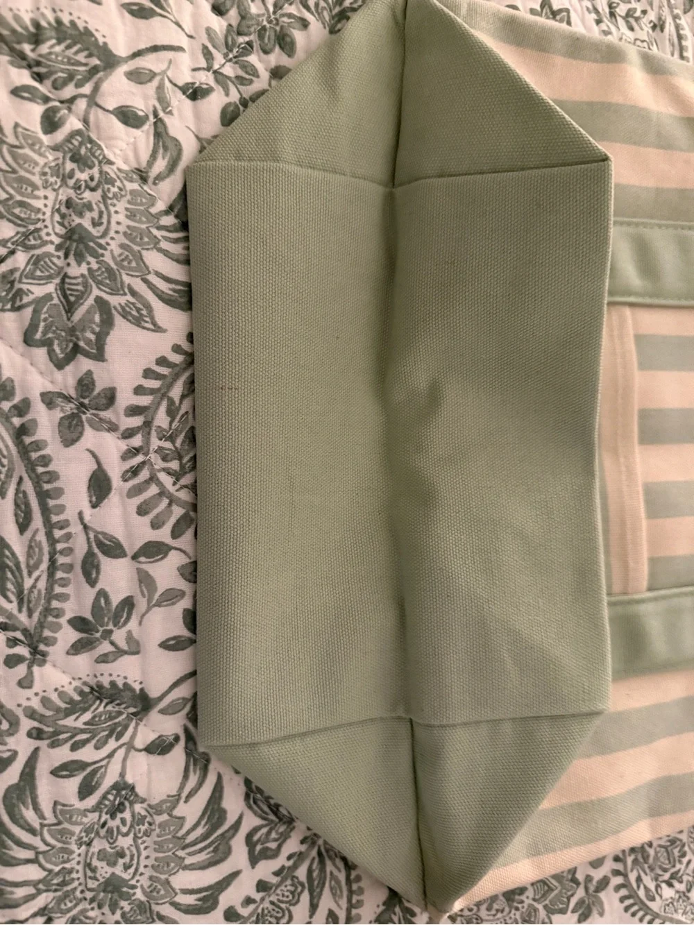 Trader Joe’s Summer of 2026, set of mini stripped totes. New!